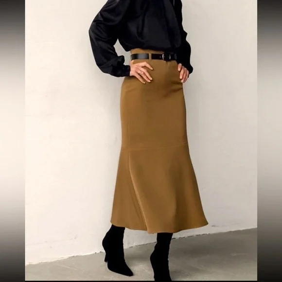 NWT Commense Minimalist midi Skirt with belt size XS - Picture 2 of 8